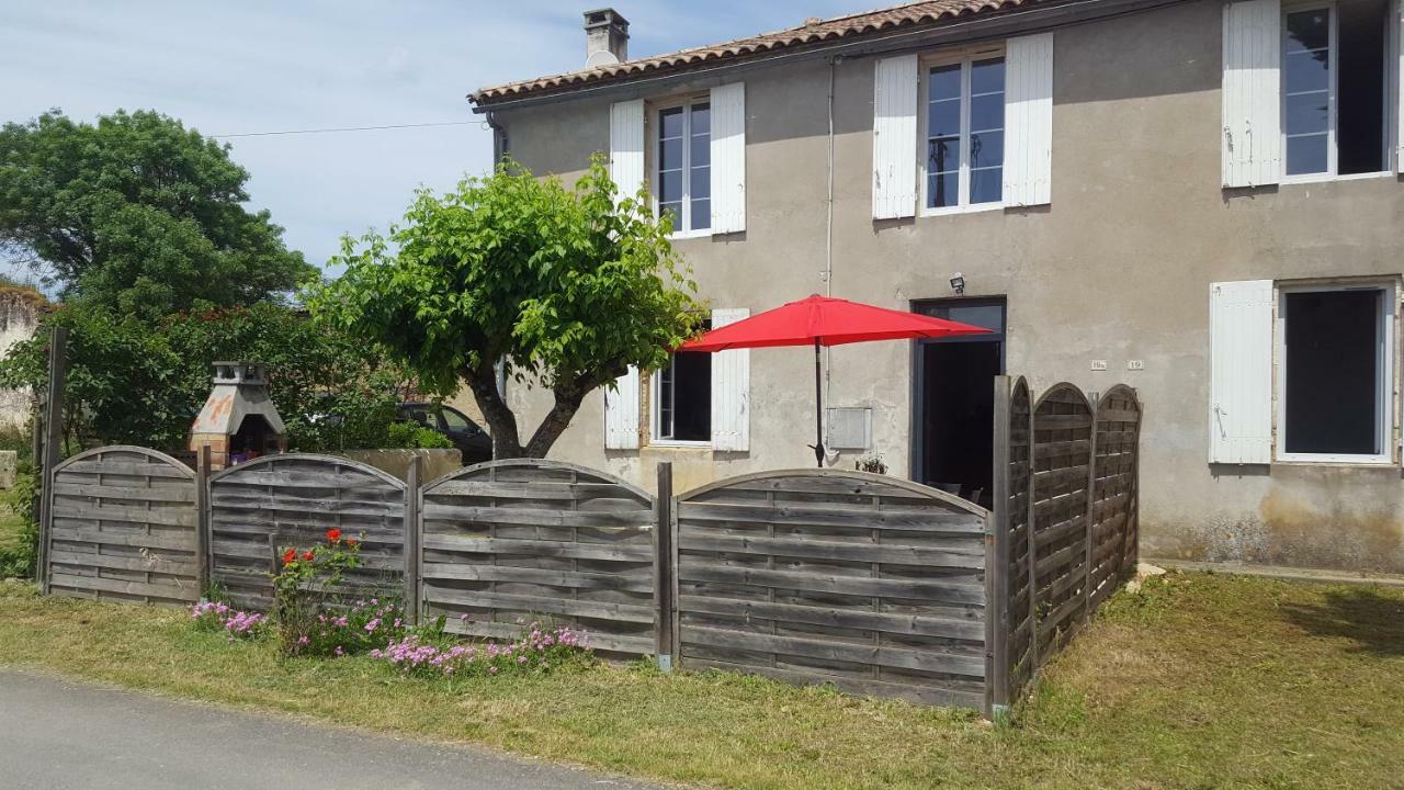 Domaine De La Belle Lurette Villa Saint-Pierre-d'Aurillac Exterior photo